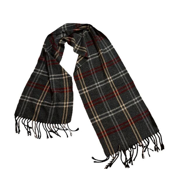 Very nice plaid, scarf with fringe 
Great condition - Picture 1 of 2